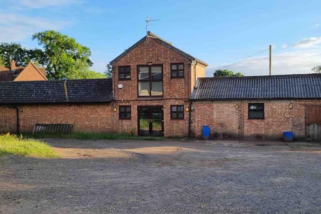 Hillfields Farm Barn - A Rural Equestrian Escape Apartman Coventry Kültér fotó
